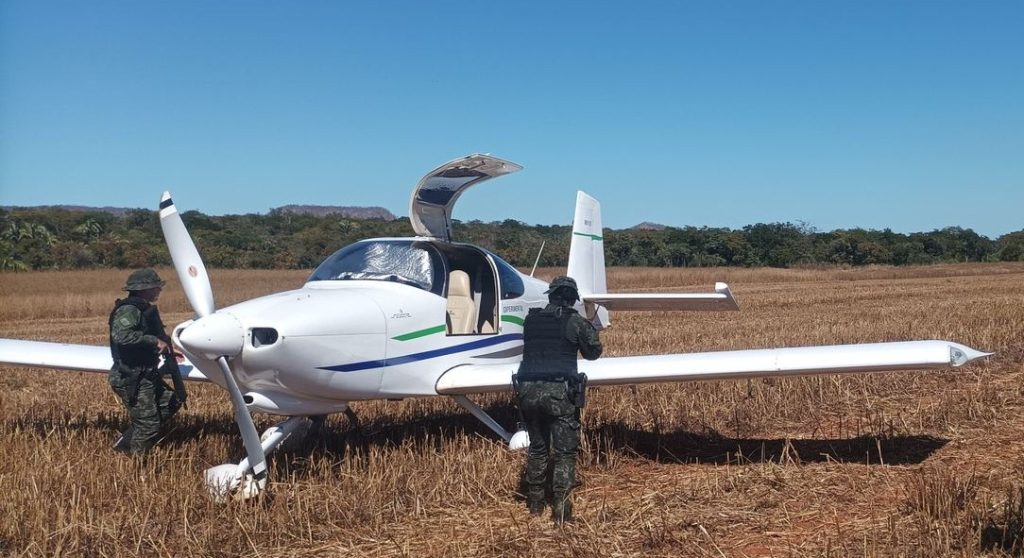 Avião Roubado no Maranhão é Recuperado no Tocantins aviao roubado no maranhão recuperado em natividade tocantins